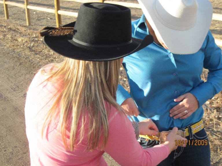 Behind the Scenes: H&R Photo Shoot promo image