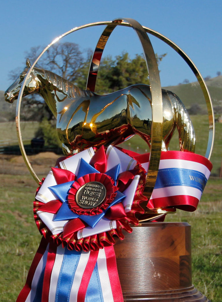 HR-GPAug'17-aqha-world-show-trophy