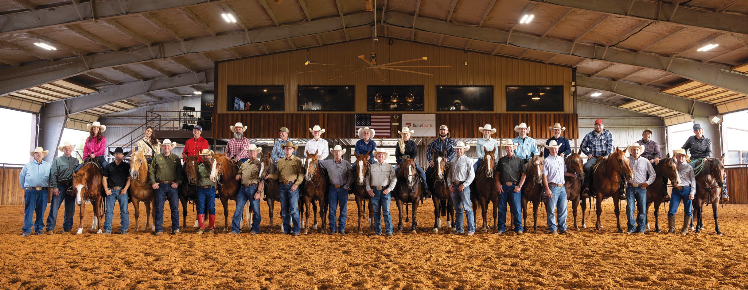 リリパットレーン144☆THE COACH AND HORSES From Combat to Cutting: How Horses Are Helping Veterans Overcome PTSD